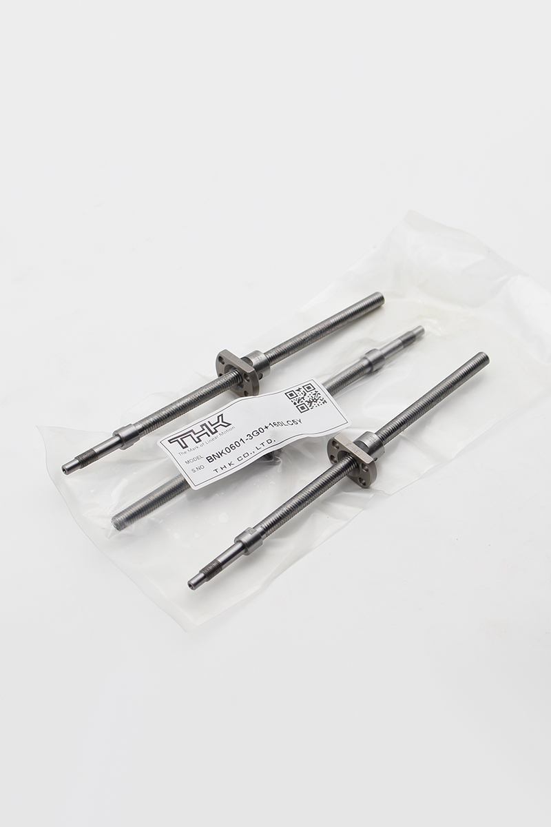  反向间隙补偿：数控系统中滚珠丝杠的误差修正算法